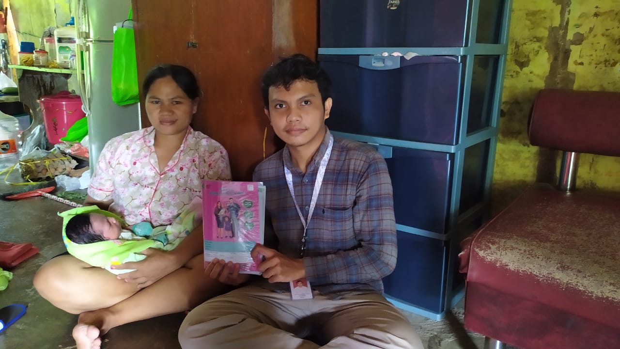 Melakukan Kunjungan Kedua ke Rumah Ibu Esriyanti